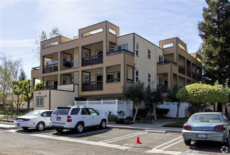 Whether you&x27;re single, a couple, or a family, these Class A rental communities offer high-end apartments of all sizes, from luxury. . Los gatos apartments